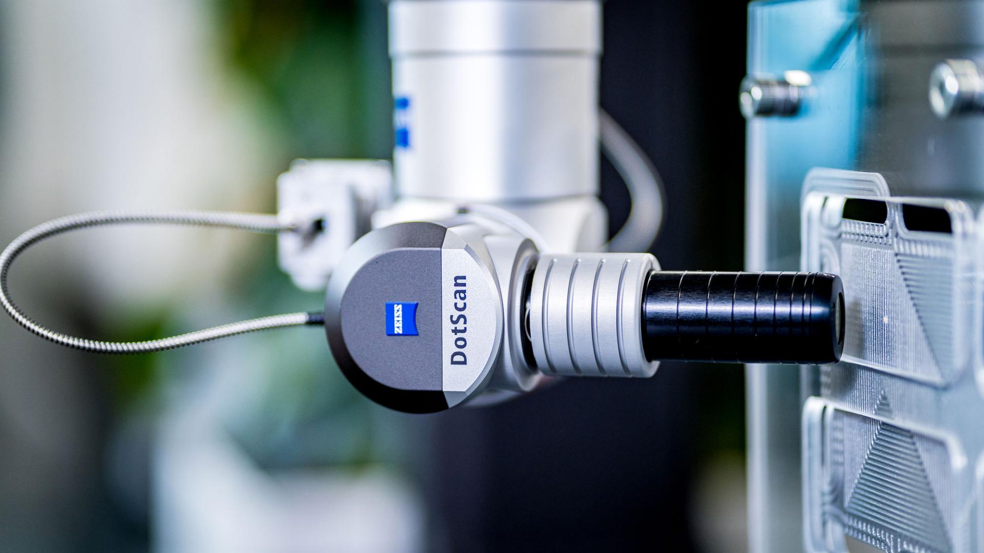 ZEISS DotScan: Serbest formlu yüzeylerin ölçümü için optik sensör