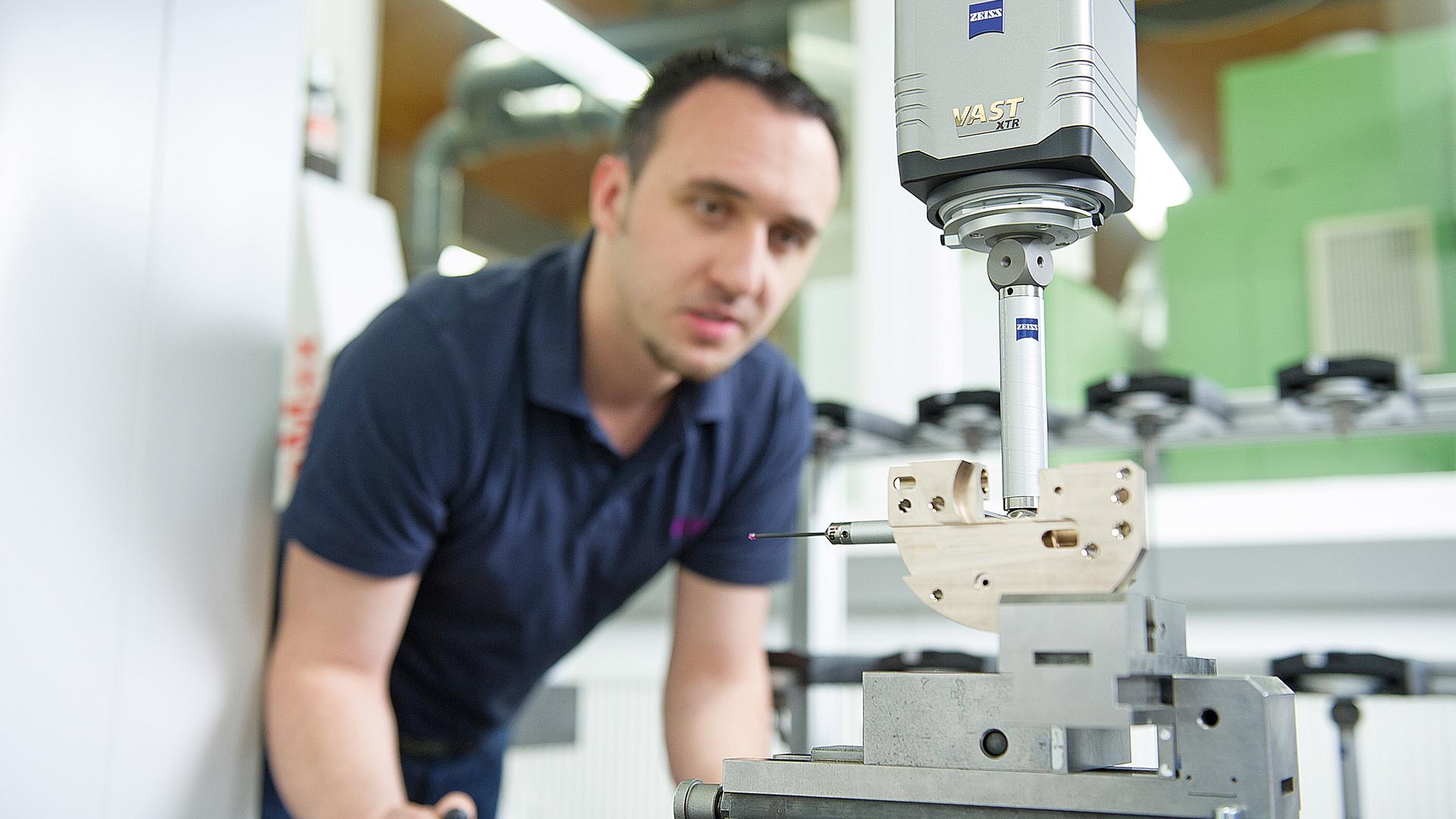 ZEISS VAST XTR gold - Entegre döner eksenli prob